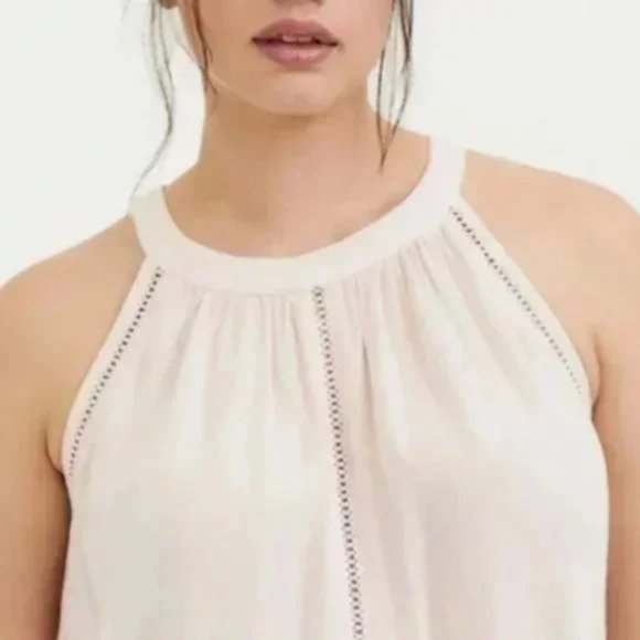 Torrid Tank - Picture 3 of 5